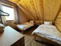 Domek 13 osobowy nad Biebrzą - B&B Wroceń