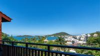Apartamento de 1 dormitorio con balcón y vistas al mar