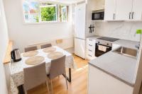 Cozy Family Home Near Bromma Airport & Shops - B&B Stockholm