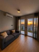 Skyline House - FREE PARKING & TERRACE - B&B Milano