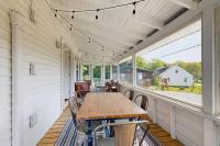 Coastal charmer with screened-in porch, grill, & AC - Chambres d'hôtes Boothbay Harbor