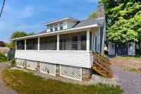 Coastal charmer with screened-in porch, grill, & AC - B&B Boothbay Harbor