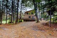 Dog-friendly 3-story home with wood stove, deck, grill, ocean views, W/D, AC - B&B Southwest Harbor