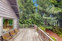 Waterfront cabin with amazing views from the deck & lake access - B&B The Highlands