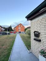 Haus Grünhof Holiday Home with Garden & Conservatory - B&B Geesthacht