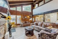 Your next vacation getaway is less than 200 steps to a private beach on the lake - Chambres d'hôtes South Lake Tahoe