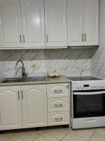 Flora Home 2 - Ferienwohnung Durrës