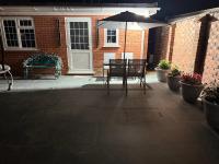 Gatwick LUXURY STUDIO FLAT - Chambres d'hôtes Crawley