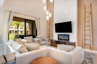 7458 Modern 9 guests 3 suites jacuzzi 8 min Disney - Ferienwohnung Orlando