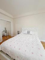 Spacious Private Room- Easy commute to NYC - B&B Jersey City