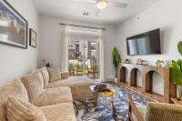 Modern Ground Floor 1BR W Pool Gym MER 9109 - B&B San Marcos