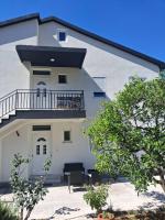 Azure Budva Apartments - B&B Budva