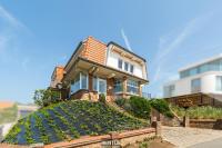 Villa Coucous - relax and unwind just near the beach - B&B Koksijde