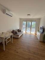 AA Apartman - Balatonboglár - B&B Balatonboglár