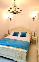 Port Classic Residence Elegant 2 Bedroom Apartament near Constanta Port - Chambres d'hôtes Constanța