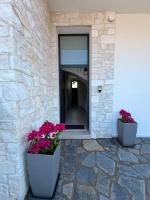 Serenity Villas By Diomedes Group - B&B Néa Skióni