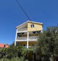 Villa Adriatica - B&B Brodarica