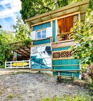 Bocas Stoked Monkeys - B&B Bocas del Toro