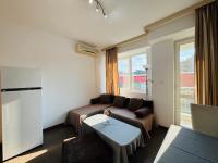 SUNNY HOUSE 102 One Bedroom Apartment - Chambres d'hôtes Slanchev Bryag
