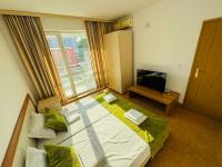 SUNNY HOUSE 102 One Bedroom Apartment - Chambres d'hôtes Slanchev Bryag