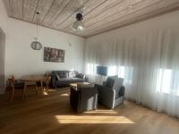 Karja 17 apartment - B&B Haapsalu