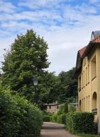 Altbau - Ferienwohnung mit sonniger Loggia im Schlossgebiet Plön - Bed and Breakfast Plön
