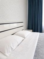 Сучасна та простора квартира в гарному районі міста біля парку - Bed and Breakfast Irpin