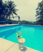 Villa Goyave - maison familiale vue mer et piscine - Bed and Breakfast Le Robert