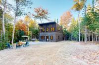 Contemporary retreat with grill, firepit, & patio - walk to beach - B&B Marlboro
