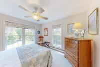 Inviting dog-friendly home with firepit & Ping-Pong - near Acadia National Park - B&B Ellsworth