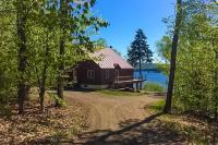 Spectacular lakefront home with dock, firepit, & vaulted ceilings - dog-friendly - B&B Greenville