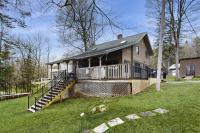 Wonderful Lakefront Gem W/ Free WiFi, Dock, Private Beach, Kayaks, Canoe & More - Ferienwohnung Dover-Foxcroft