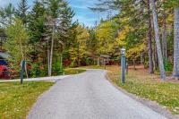 Charming dog-friendly studio cabin with firepit and near outdoor fun - B&B Northport
