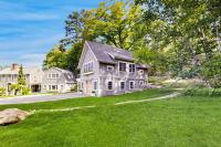 Brand new guest apartment with furnished deck, fast WIFI, dock, & water views - Chambres d'hôtes Boothbay Harbor
