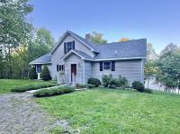 Riverfront home w/ deck, amazing views & firepit - near the best of Maine - B&B Stockton Springs