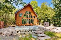 The Cabin on 32 wooded acres - tranquil new-build with sauna & forested views - B&B Franklin