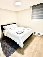 Cozy 1 or 2 bedrooms 15 min to Airport and near Shops amenities - Ferienwohnung Calgary