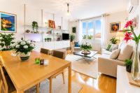 Appartement Climatisé 7mn Centre Ville 95M2 4 Adultes Bébé Garage Sous sol Arrivée Autonome - Chambres d'hôtes Dijon