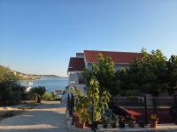 Lity Apartment Blue - B&B Rogoznica