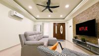 Batu Caves Landed Home for 10 Pax with Free WiFi & Netflix - Ferienwohnung Batu Caves