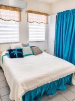 Hospedaje Mar y Sol en La Casa de la Quinceanera - B&B Arecibo