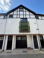 Modern 2 Bed Mews House - Elizabeth Line - Sleeps 5 - Ferienwohnung Ilford