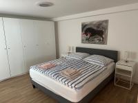 Moderne Wohnung mit guter Anbindung & Nähe Messe - B&B Meerbusch