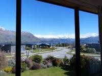acomo at Clutha - stunning views, pool & gym access - B&B Wanaka