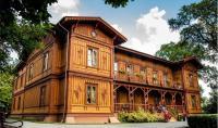 Modrzewiowy Dworek - B&B Mirzec