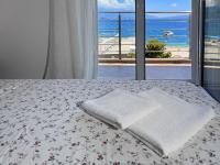 Two-Bedroom apartment with swimming pool Bijela - B&B Bijela