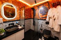 Romantic Nile Jacuzzi studio 1BD Al Zamalek self check-in modern couples - B&B Cairo