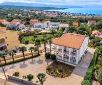 Apartments Kremenici - B&B Malinska