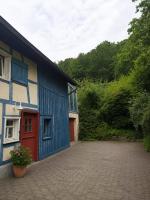 Kräutergarten Rursee FeWo Eifel mit Terrasse für 6 Personen und 2 Hunde - Bed and Breakfast Simmerath