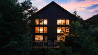 Blue Bear Lodge near Dollywood! 1 mile off PKWY Community Pool Hot tub Game Rm - Chambres d'hôtes Pigeon Forge